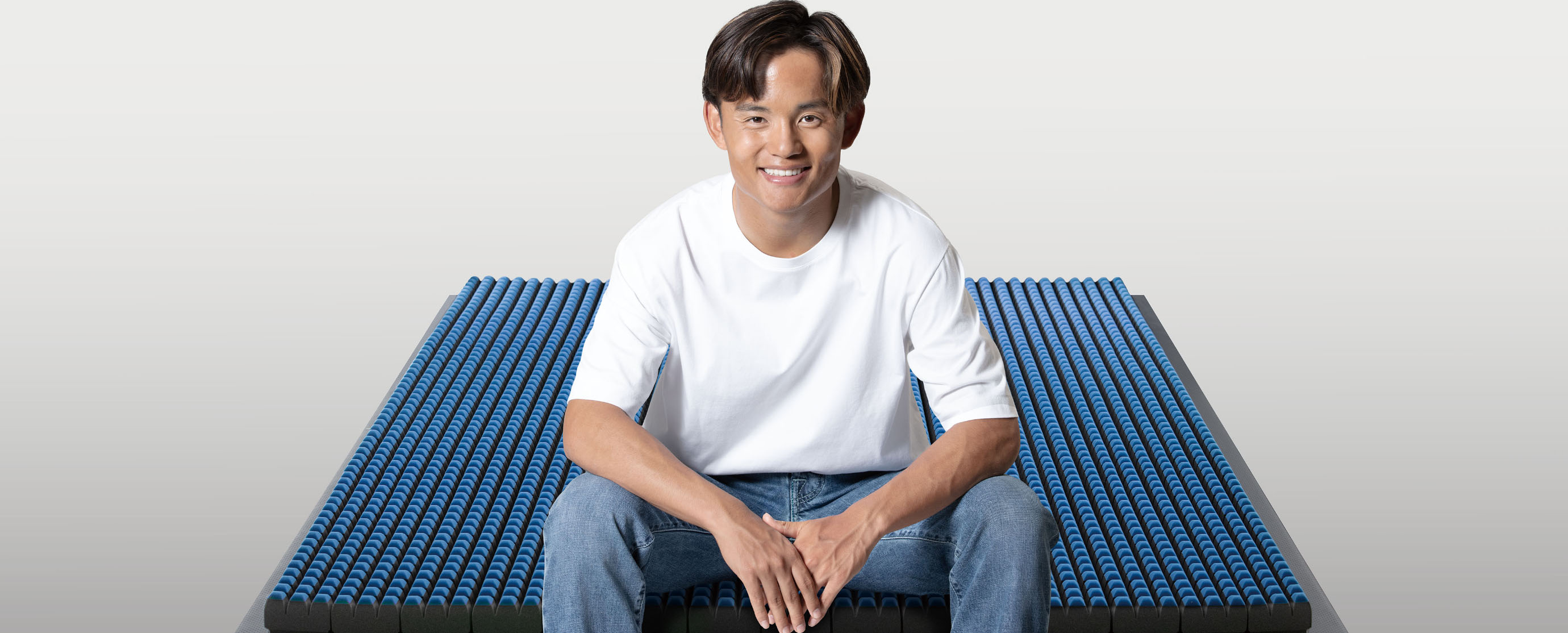 久保建英が選んだnishikawa［エアー］マットレス